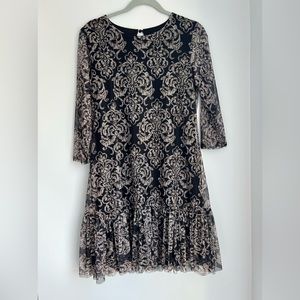 Summer dress, Size (XS) but fits also S and  M size, very lightly worn